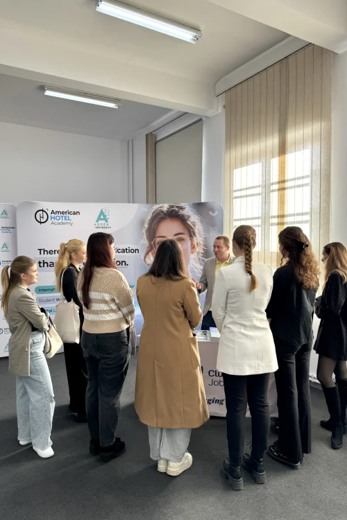 career_week_Industry_Insight-05 career_week_Industry_Insight-05